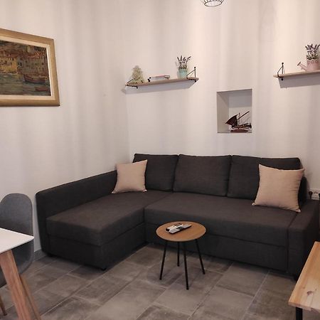 Apartments Bepi Комижа Экстерьер фото